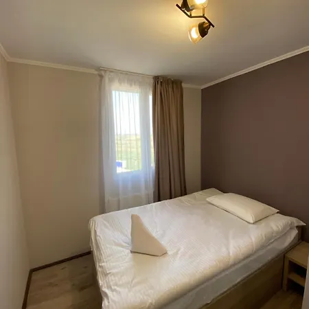Autopark Hotel *